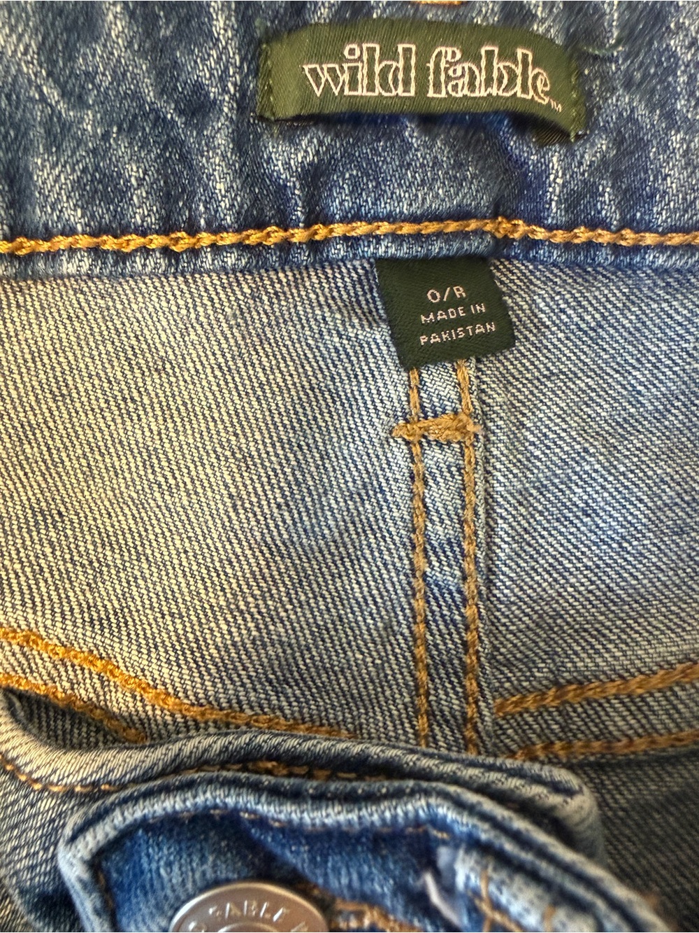 Flower-patch Denim Shorts - Picture 2 of 7